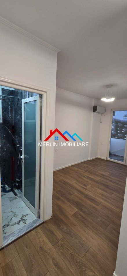 Tirane, shitet apartament 2+1+Ballkon Kati 7, 93 m² 218.000 € (RRUGA HAXHI HYSEN DALLIU,MINE PEZA)