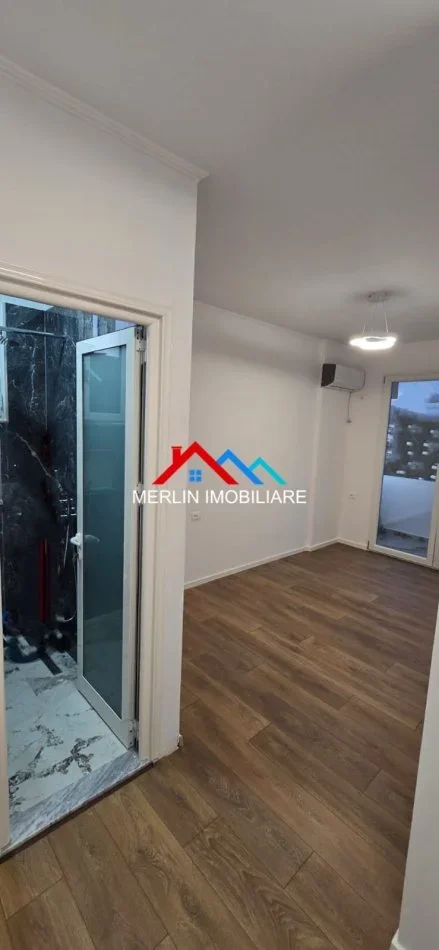 Tirane, shitet apartament 2+1+Ballkon Kati 7, 93 m² 218.000 € (RRUGA HAXHI HYSEN DALLIU,MINE PEZA)