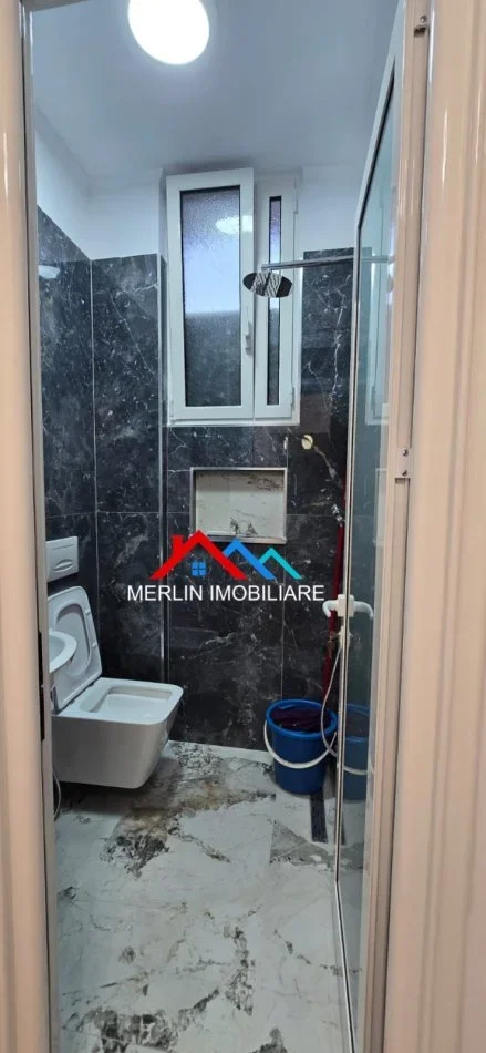 Tirane, shitet apartament 2+1+Ballkon Kati 7, 93 m² 218.000 € (RRUGA HAXHI HYSEN DALLIU,MINE PEZA)