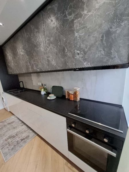Tirane, shitet garsonier Kati 4, 37 m² 82.000 € (Kristal Center)