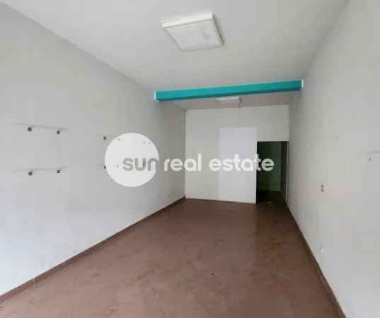 Shkoder, jepet me qera ambjent biznesi Kati 0, 45 m² (BULEVARDI SKENDERBEU)