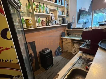 Tirane, jepet me qera ambjent biznesi Kati 0, 41 m² 500 € 
