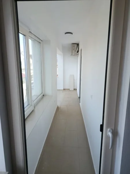 Pogradec, shitet apartament 1+1+Ballkon Kati 8, 190 m² 270.000 € (Liqeni i Pogradecit)