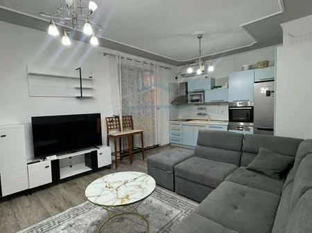 Tirane, jepet me qera apartament 2+1 Kati 6, 75 m² 500 € 