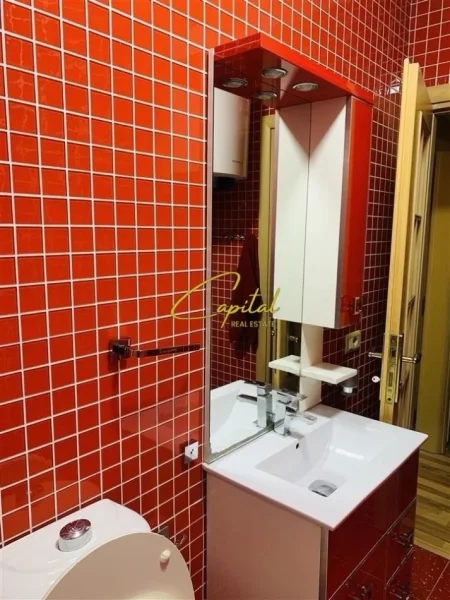 Tirane, jepet me qera apartament 2+1 Kati 3, 60 m² 630 € (MINE PEZA)