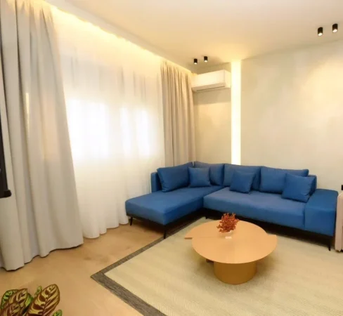 Vlore - Lungomare, shitet apartament 1+1 , 117 m² 330.000 € (buze detit ne vije te pare)