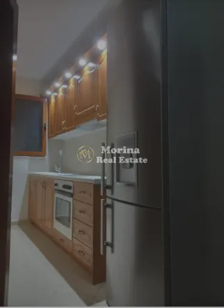 Tirane, jepet me qera apartament 1+1 Kati 3, 74 m² 450 € (Rruga Hamdi Pepa)