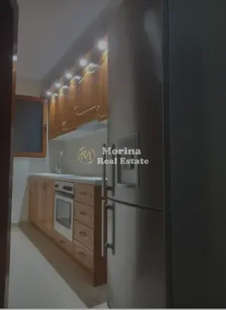 Tirane, jepet me qera apartament 1+1 Kati 3, 74 m² 400 € (Rruga Hamdi Pepa)