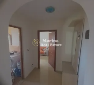 Tirane, jepet me qera apartament 1+1 Kati 3, 74 m² 450 € (Rruga Hamdi Pepa)