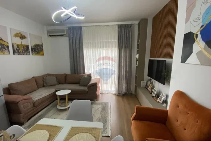 Tirane, shitet apartament 1+1 Kati 2, 50 m² 92.000 € (Rruga Sotir Caci)