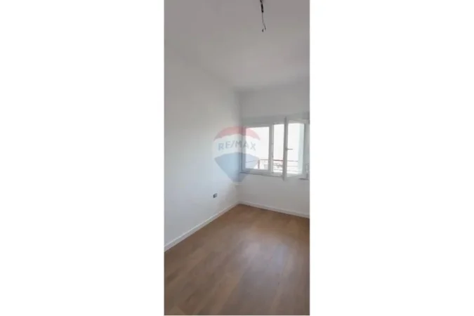 Tirane, shitet apartament 2+1 Kati 7, 124 m² 188.000 € (Rruga Tom Plezha, Tiranë)