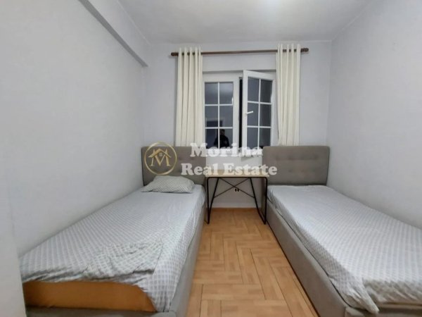 Tirane, jepet me qera apartament 2+1 Kati 2, 75 m² 700 € (21 dhjetori)