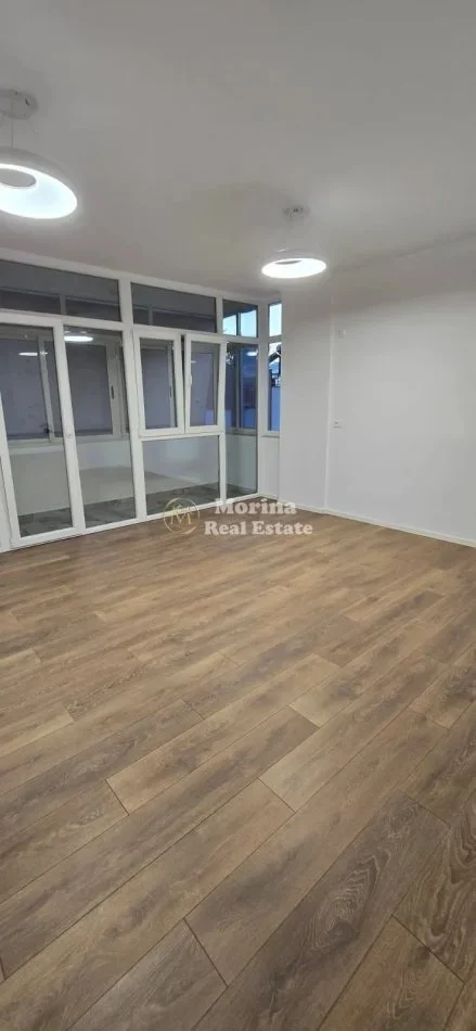 Tirane, shitet apartament 2+1 Kati 7, 93 m² 218.000 € (Rruga Mine Peza)