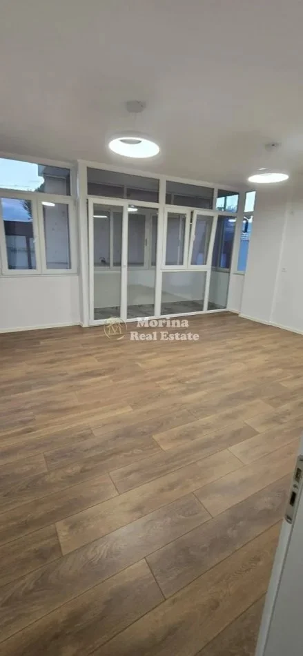 Tirane, shitet apartament 2+1 Kati 7, 93 m² 218.000 € (Rruga Mine Peza)