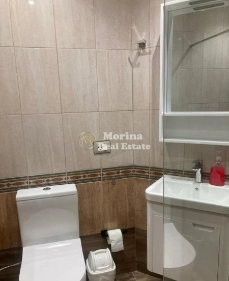 Tirane, jepet me qera garsonier Kati 2, 50 m² 400 € (Rruga Vllazen Huta)