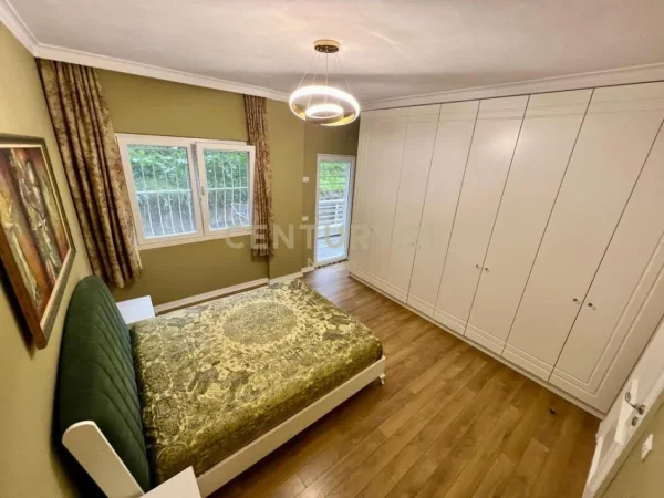 Shqiperi, jepet me qera apartament 2+1+Ballkon Kati 3, 105 m² 850 € (Hotel radissoni)