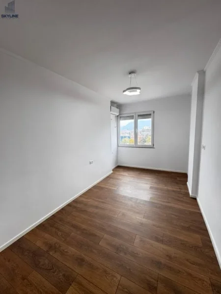 Tirane, shitet apartament 2+1 Kati 7, 93 m² 218.000 € (Rruga Haxhi Hysen Dalliu)