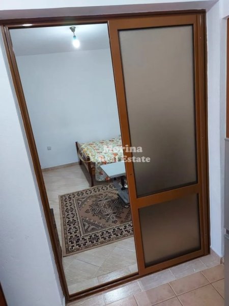 Tirane, jepet me qera garsonier Kati 1, 48 m² 260 € (Rruga Mihal Hanxhari)