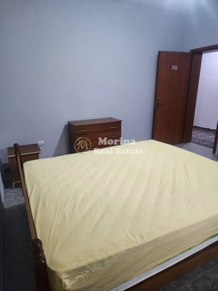 Tirane, jepet me qera shtepi 2+1 Kati 1, 80 m² 400 € (Rruga Todi Shkurti)