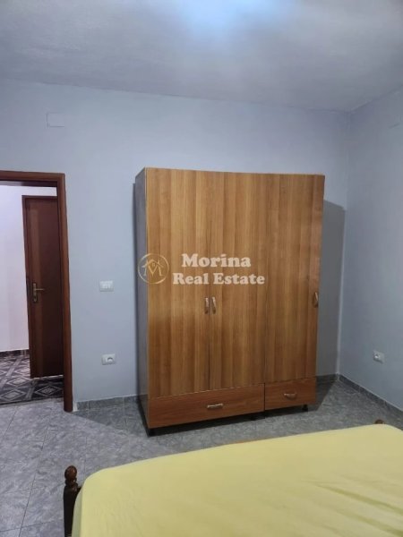 Tirane, jepet me qera shtepi 2+1 Kati 1, 80 m² 400 € (Rruga Todi Shkurti)