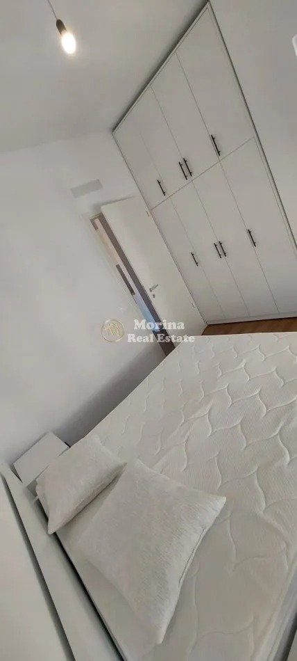 Tirane, jepet me qera apartament 1+1+Ballkon Kati 7, 65 m² 430 € (Kompleksi Kadiu)