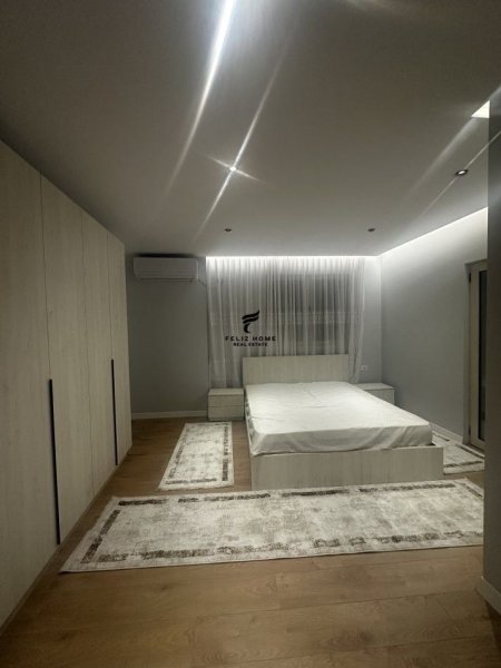 Tirane, jepet me qera apartament 1+1 Kati 4, 55 m² 520 € (SHKOLLA E BALETIT)
