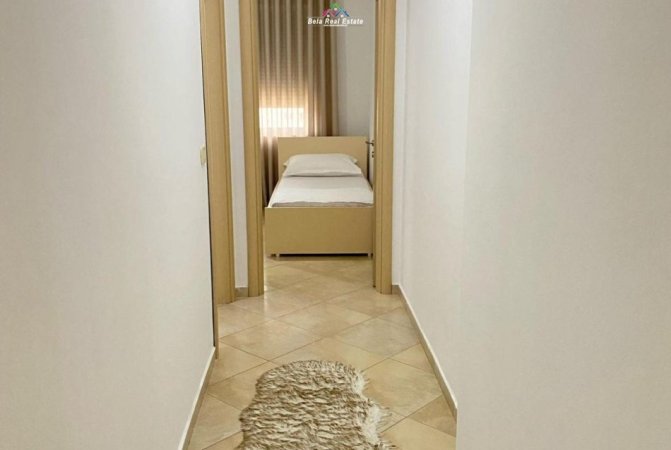 Tirane, shes apartament 2+1+Ballkon Kati 8, 90 m² (Rruga Teodor Keko)