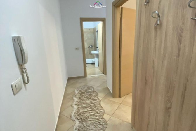 Tirane, shes apartament 2+1+Ballkon Kati 8, 90 m² (Rruga Teodor Keko)