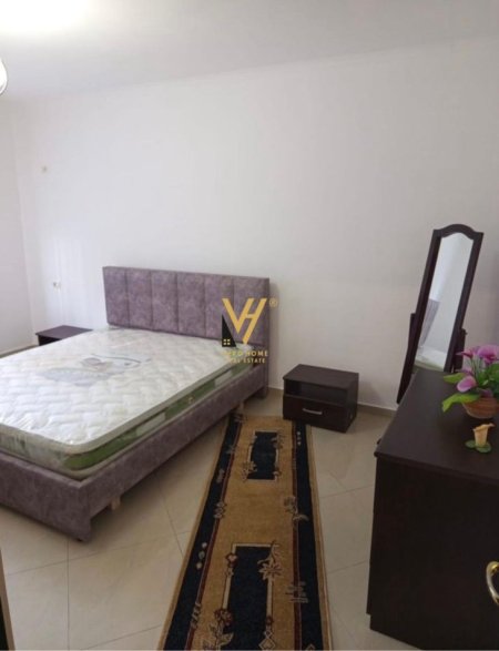 Tirane, jepet me qera apartament 3+1 Kati 0, 100 m² 550 € (21 DHJETORI)