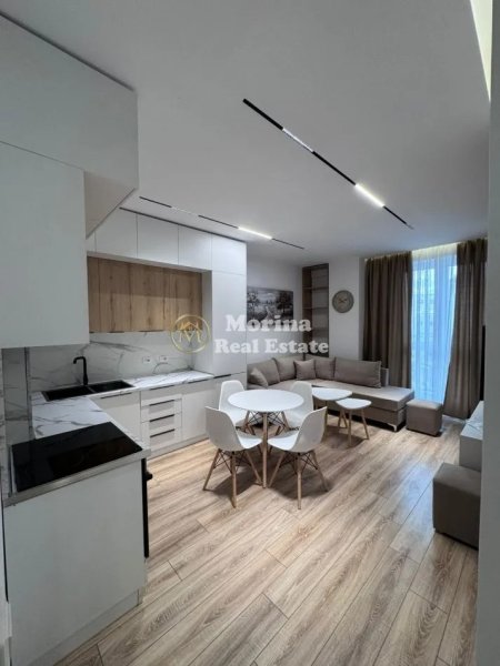 Tirane, jepet me qera apartament 1+1 Kati 2, 65 m² 700 € (Komuna e Parisit)
