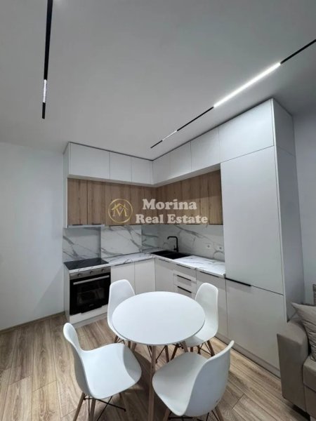 Tirane, jepet me qera apartament 1+1 Kati 2, 65 m² 700 € (Komuna e Parisit)