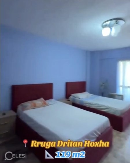 JEPET APARTAMENT 2+1 ME QERA AFER UNIVERSITETIT ZOJA KESHILLIT MIRE,  600 €uro