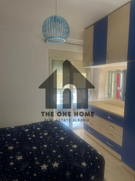 Tirane, jepet me qera apartament 1+1+Ballkon Kati 9, 70 m² 450 € (Astiri)