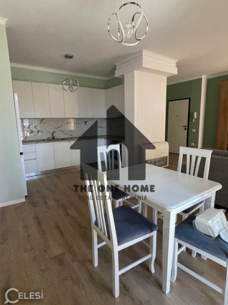 Tirane, jepet me qera apartament 2+1+Ballkon Kati 4, 105 m² 1.200 € (Myslym Shyre)