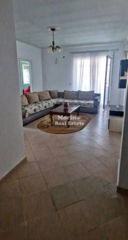 Tirane, jepet me qera apartament 2+1 Kati 6, 140 m² 450 € (Fresku)