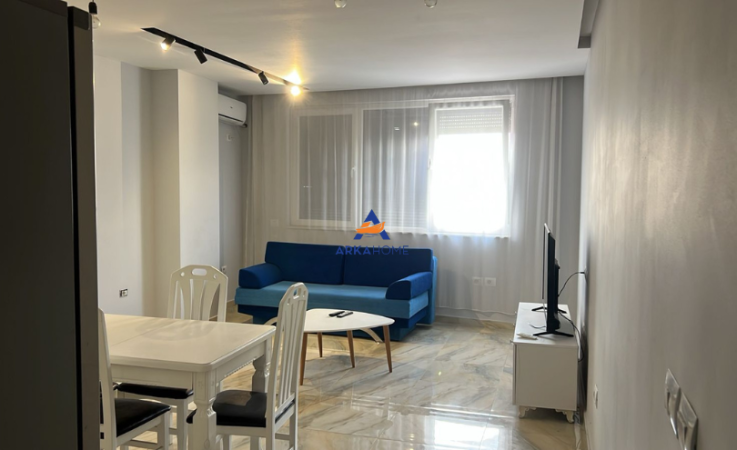 Tirane, jepet me qera apartament 2+1+Ballkon Kati 8, 118 m² 500 € (ASTIR)