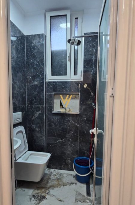 Tirane, shitet apartament 2+1+Ballkon Kati 7, 93 m² 218.000 € (RRUGA HAXHI HYSEN DALLIU)