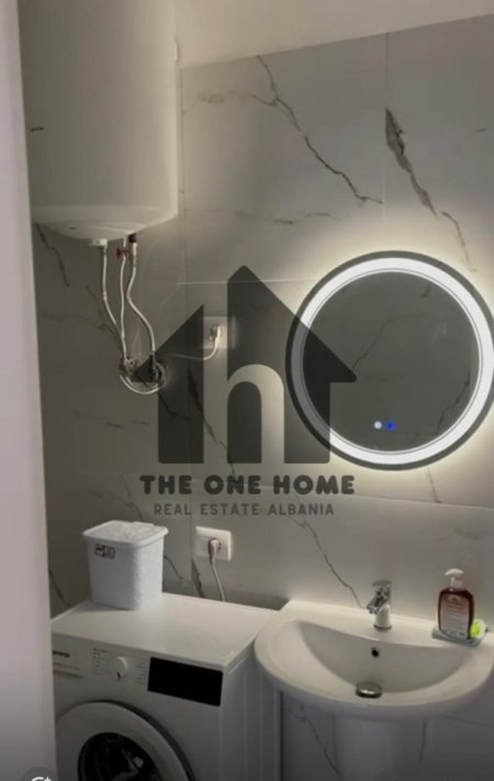 Tirane, jepet me qera apartament 1+1+Ballkon Kati 3, 70 m² 550 € (Zogu zi)