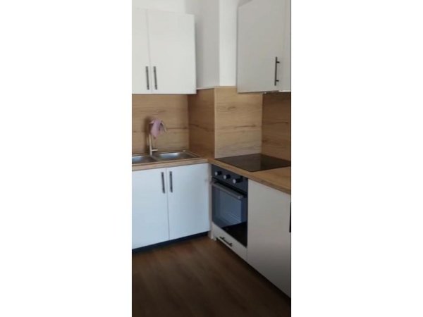 Tirane, jepet me qera apartament 1+1 Kati 7, 63 m² 450 € 