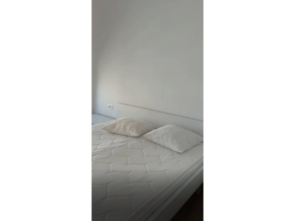 Tirane, jepet me qera apartament 1+1 Kati 7, 63 m² 450 € 