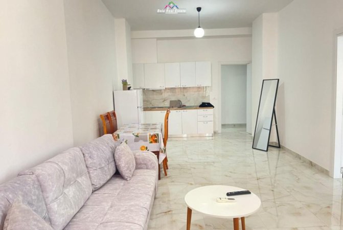 Tirane, jepet me qera apartament 2+1 Kati 1, 90 m² 600 € (Rruga Teodor Keko)