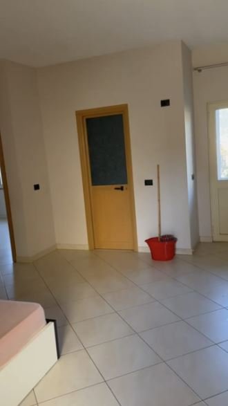 Jepet  Hyrje 1+1 me Qera ne Kinostudio,   350 €URO