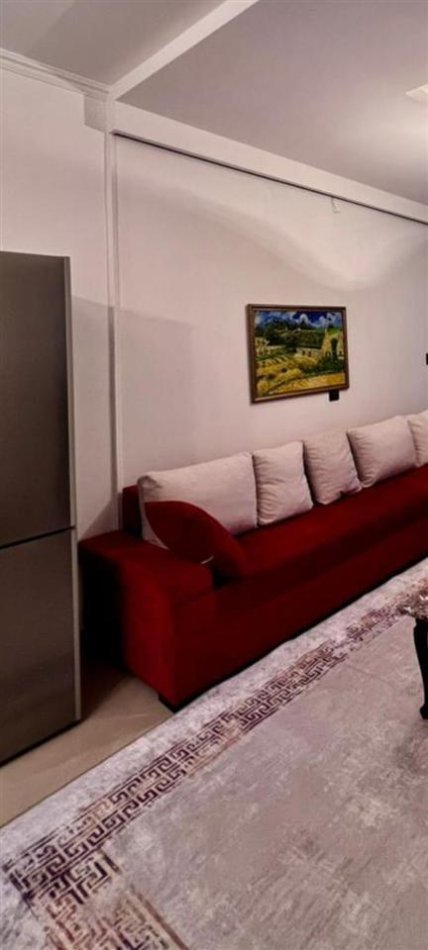 Tirane, jepet me qera apartament 2+1+Ballkon Kati 2, 90 m² 500 € (Selite ,50m nga shkolla marin barleti)