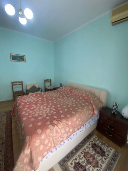 Tirane, jepet me qera apartament 2+1+Ballkon Kati 2, 89 m² 500 € (Pazari i ri , rruga qemal stafa)