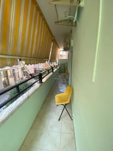 Tirane, jepet me qera apartament 2+1+Ballkon Kati 2, 89 m² 500 € (Pazari i ri , rruga qemal stafa)