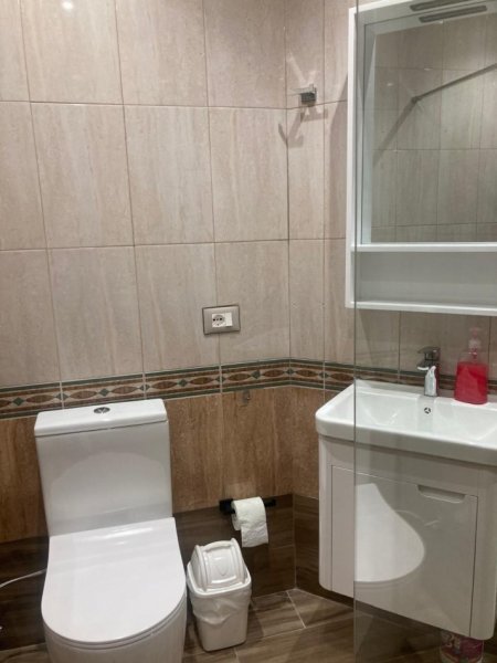 Tirane, jepet me qera garsonier 1+1 Kati 3, 45 m² 400 € (Ministria Jashtme)