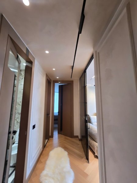 Tirane, shitet apartament 3+1+Aneks+Ballkon , 215 m² 