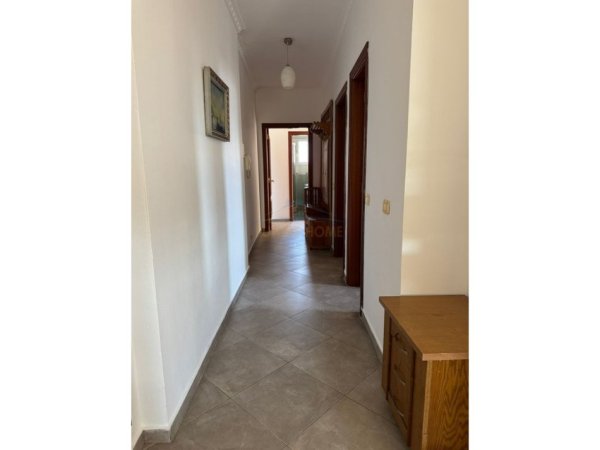 Tirane, jepet me qera apartament 2+1 Kati 2, 90 m² 500 € 