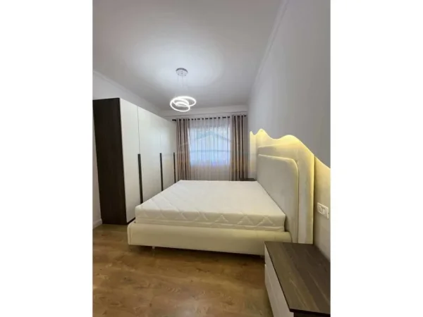 Tirane, shitet apartament 2+1+Ballkon Kati 1, 92 m² 173.000 € (Astir, Teodor Keko)