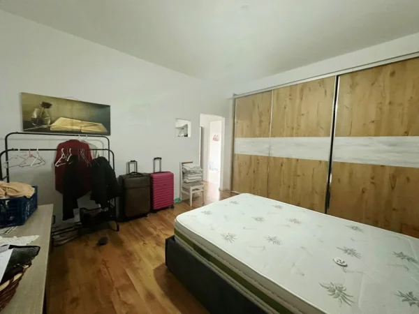 Sarande, shitet apartament 2+1+Aneks+Ballkon Kati 1, 75 m² 93.000 € (Rruga e 5)